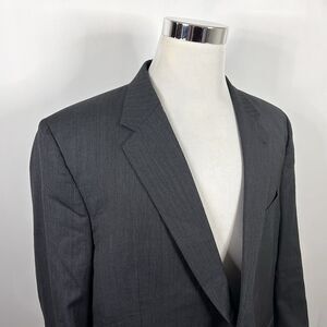 Jos A Bank 48R Portly Sport Coat 100% Wool Gray Herringbone Two Button Vented